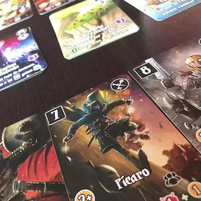 Valeria Reinos de cartas